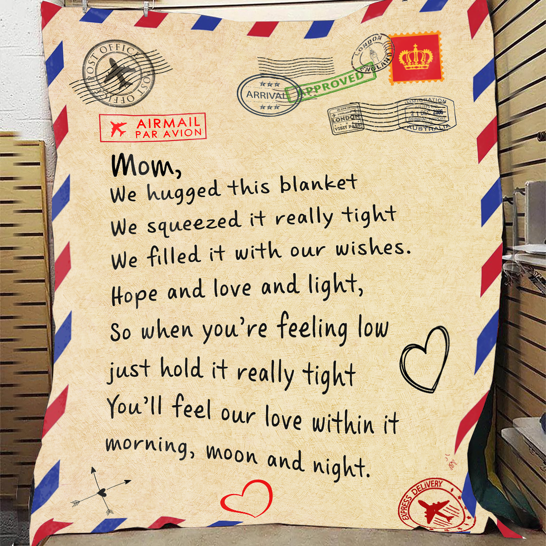 Mom - We Hugged This Premium Mink Sherpa Blanket