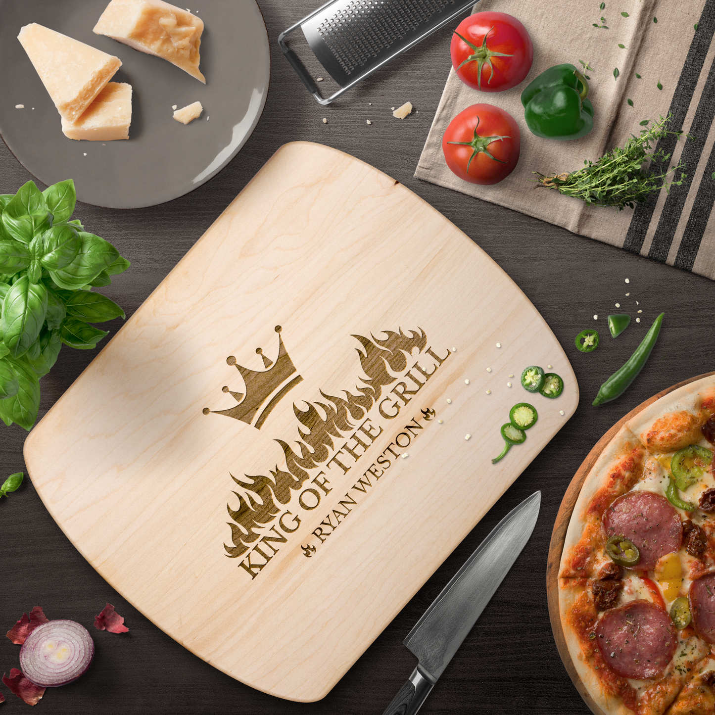 King of The Grill | Personalized Wooden Cutting Board