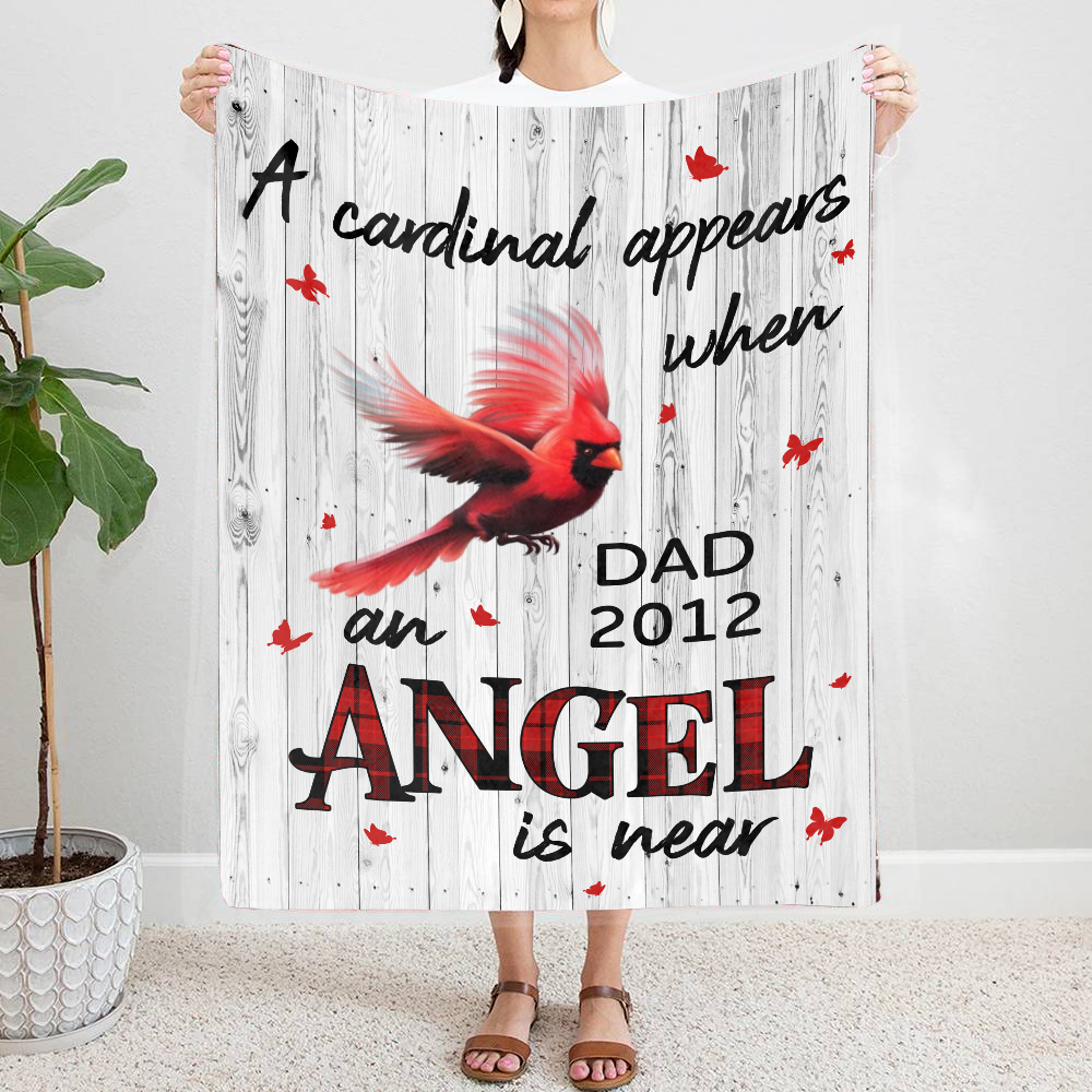 Cardinal an Angel is Near Blanket
